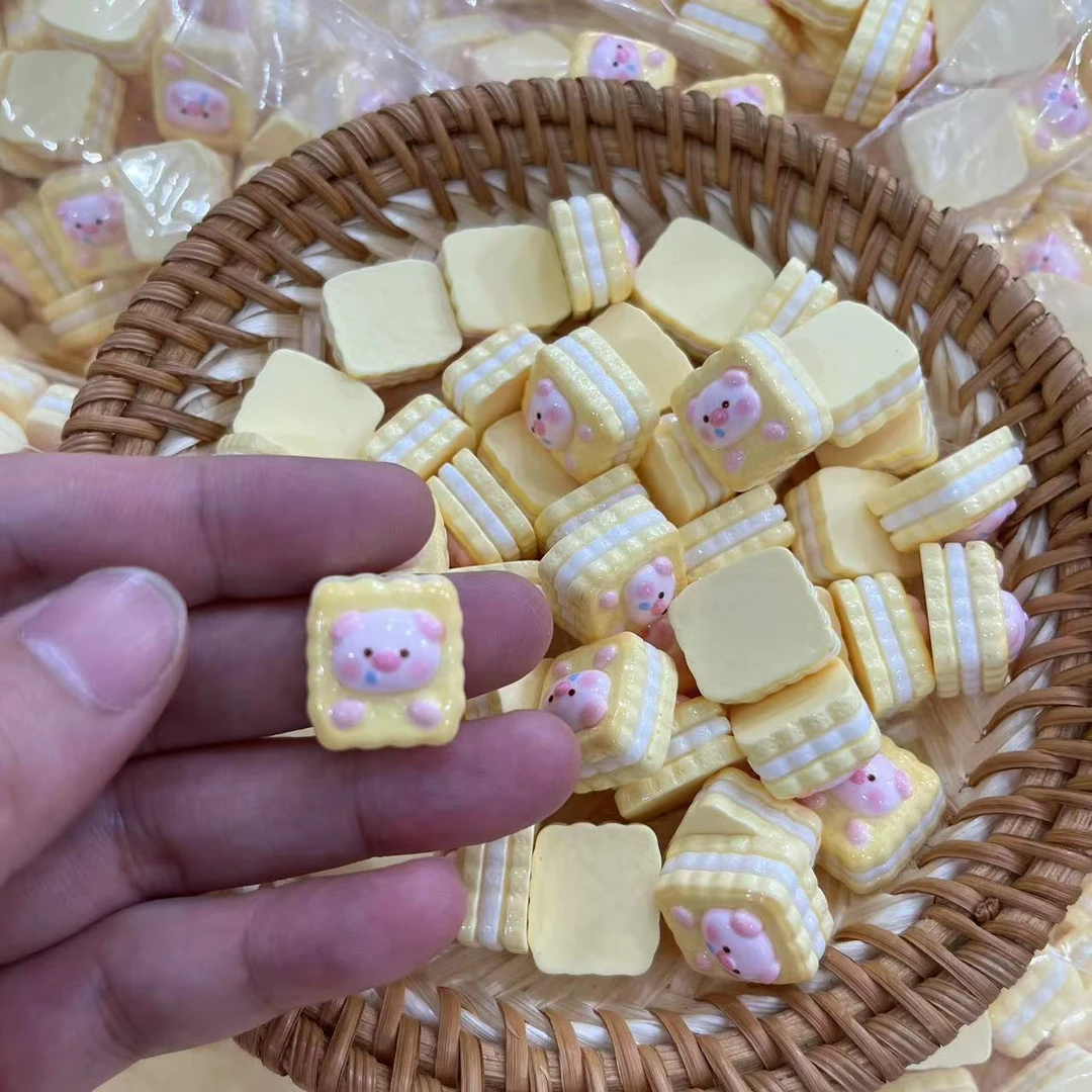 【师姐毒家定制】猪猪夹心饼干(奶黄色)树脂创意手工diy饰品配件