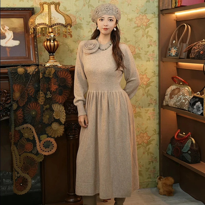 花蔻2024新款针织连衣裙秋冬羊毛保暖百搭法式优雅收腰长袖打底裙