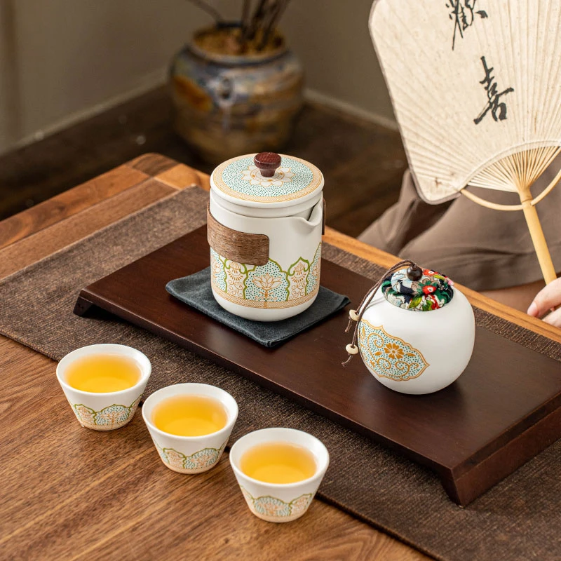 g1267 宝相花一壶三杯加茶叶罐旅行包