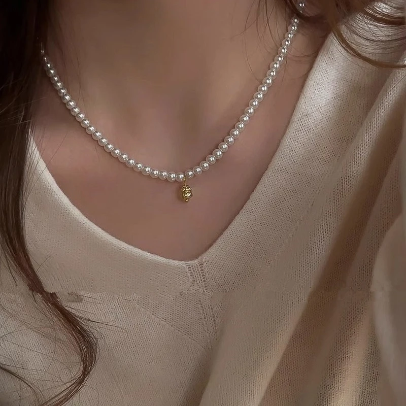 非金属仿珍珠项链 轻奢小众设计感项链毛衣链女法式锁骨链颈链