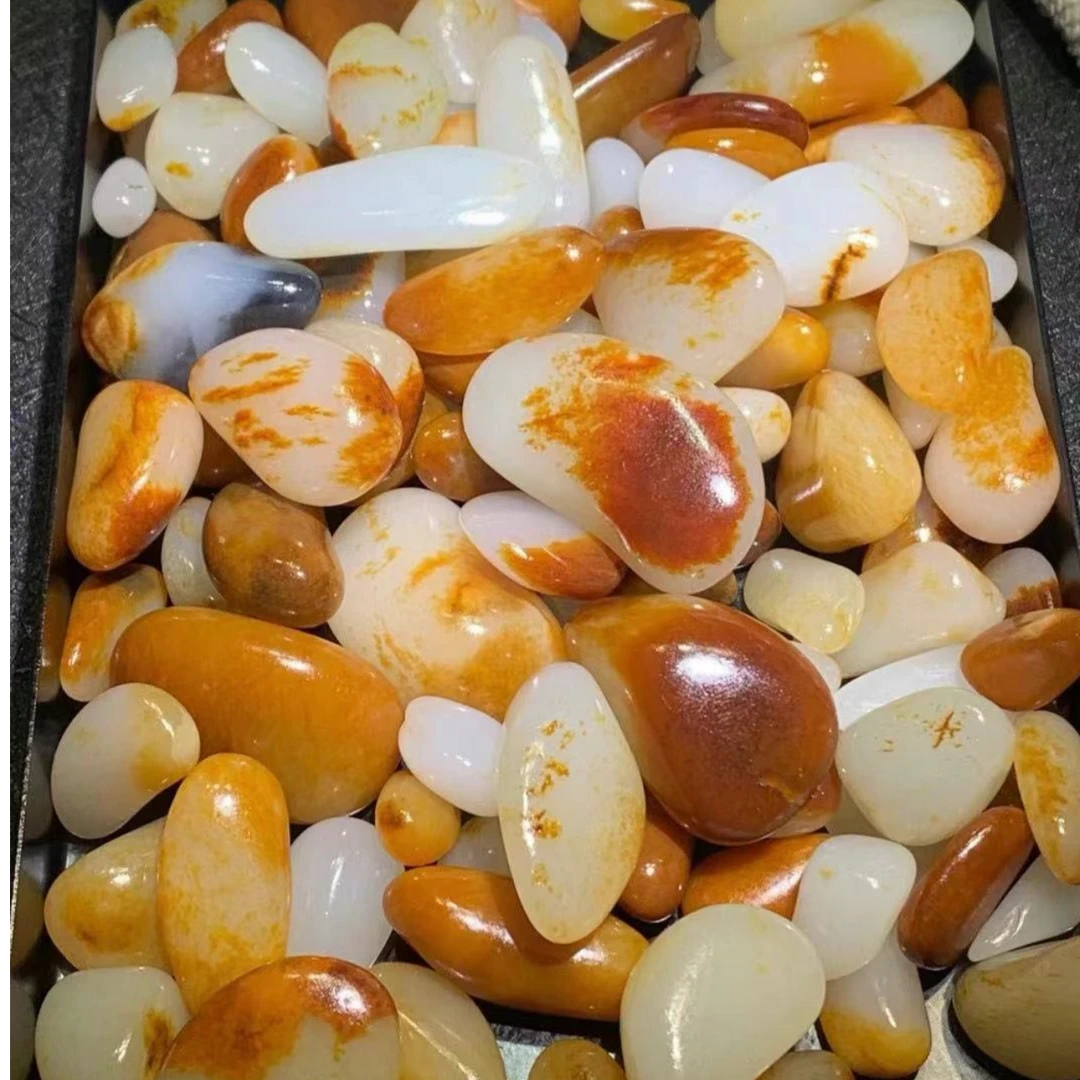 玉石籽料手把摆件红皮白肉