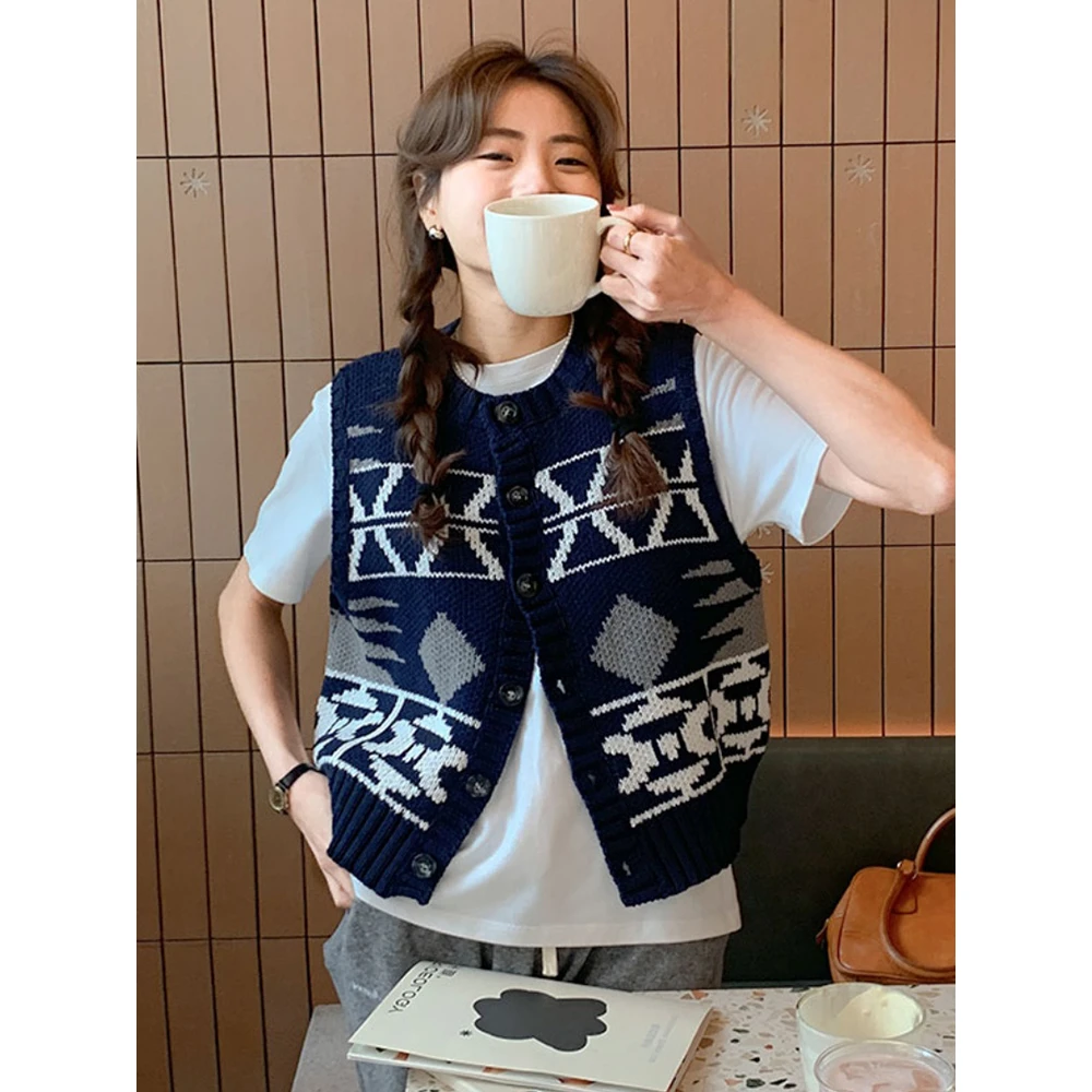 学院风复古几何纹针织马甲背心女春秋设计感无袖毛衣坎肩外搭上衣