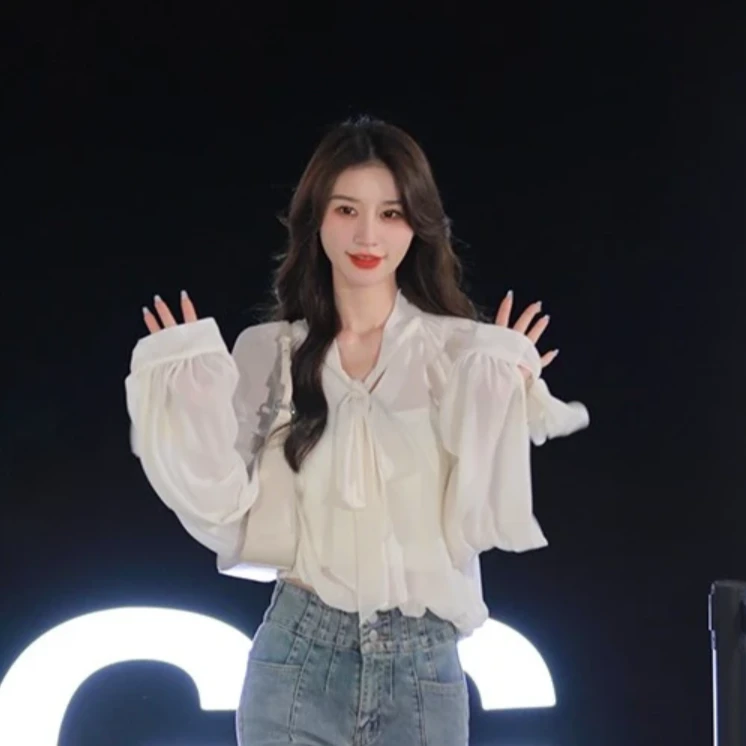 【果果家优选】气质长袖白色时尚法式小众荷叶边设计感上衣