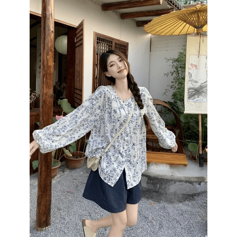 大码女装夏季新款衬衫碎花复古显瘦法式长袖防晒搭配时尚宽松短裤