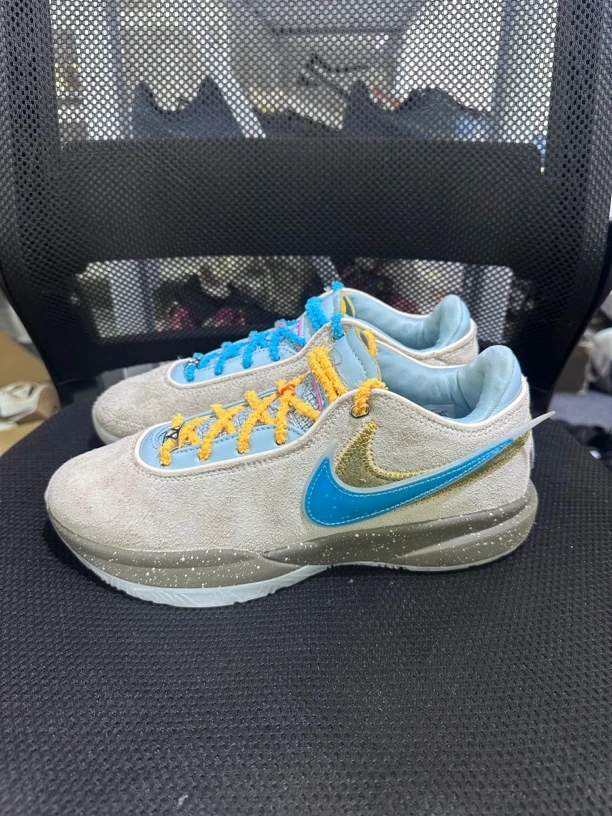 42码/詹姆斯21/95新/无原盒/成色不错