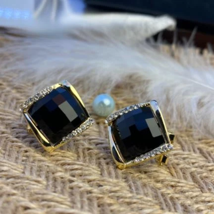 合金耳饰 铁合金耳饰 高端气质简约黑菱形耳钉女时尚轻奢设计