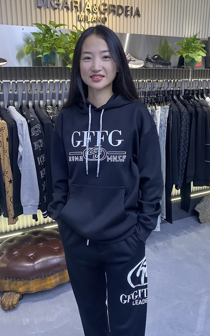 【尚品汇】24秋冬新款男士连帽高品质卫衣