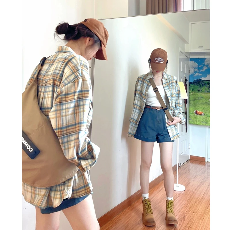 大码胖妹妹幂式设计感格子衬衣春夏季新款polo领宽松显瘦长袖衬衫