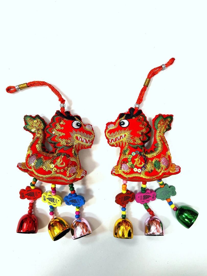 龙挂饰新年挂件绳绣刺绣古风铜铃风铃过年装饰中国民族风吉祥物