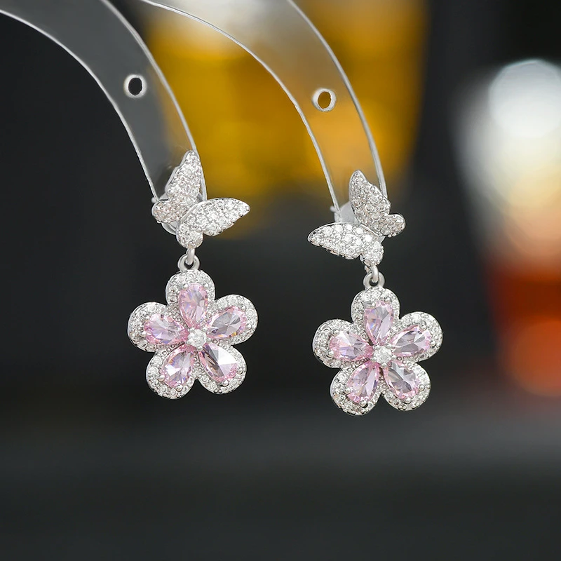 铜合金耳饰 重工镶锆石气质耳钉女S925银针精致高级感耳饰耳环