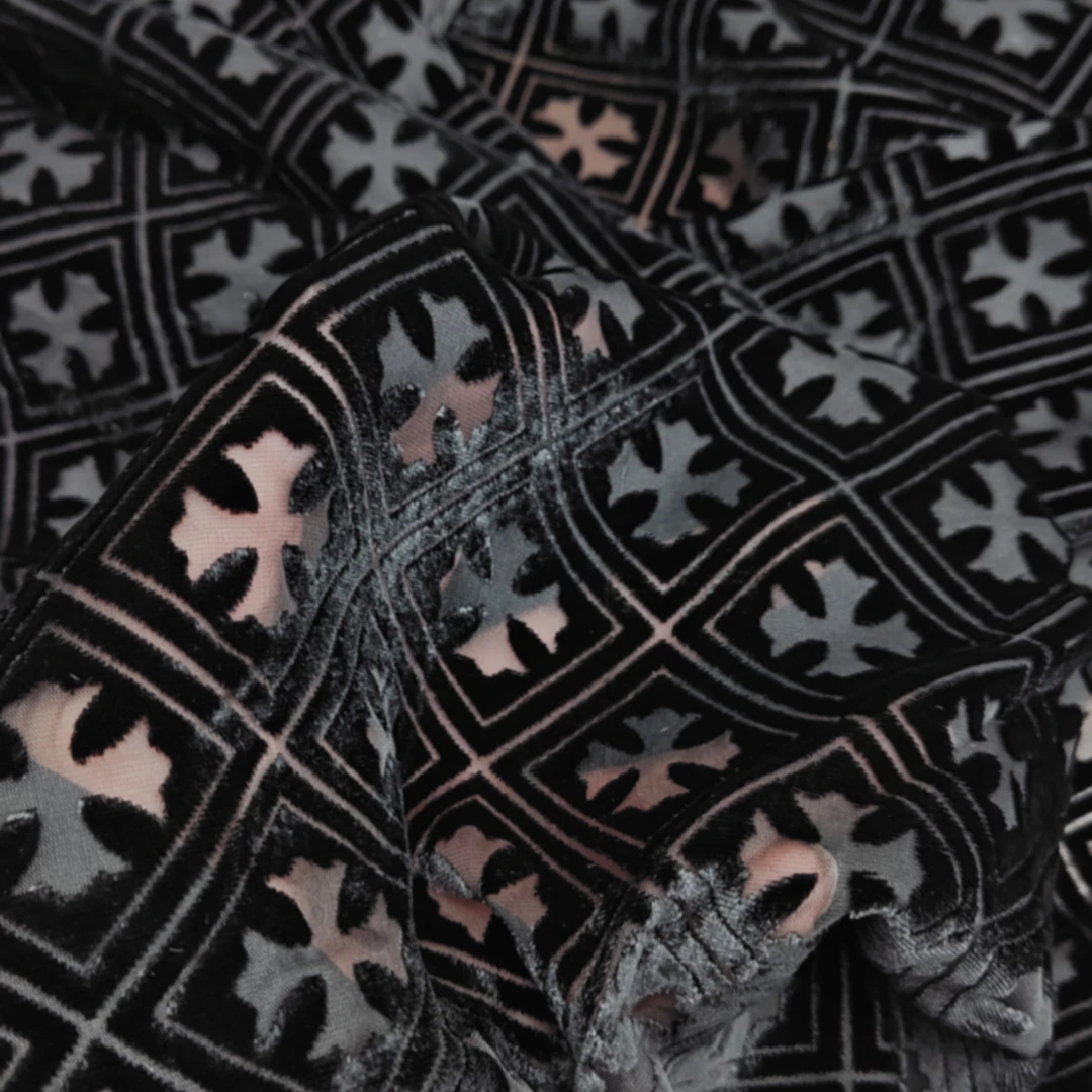 真丝丝绒镂空十字烂花烧花 潮款高定服装面料