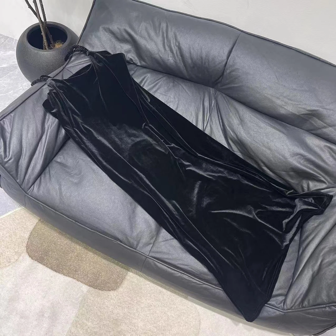 【晨浠定制】新款时尚百搭吊带丝绒连衣裙7055