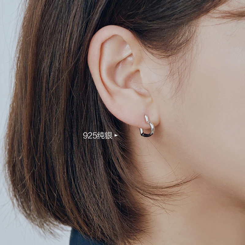 925银耳饰 925纯银爱心耳扣设计高级感耳环圈洗睡免摘养耳钉女