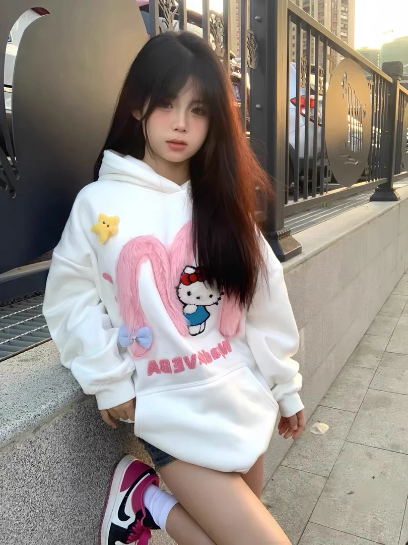 HelloKitty毛绒刺绣连帽卫衣女秋冬2023新款卡通可爱慵懒风帽衫潮