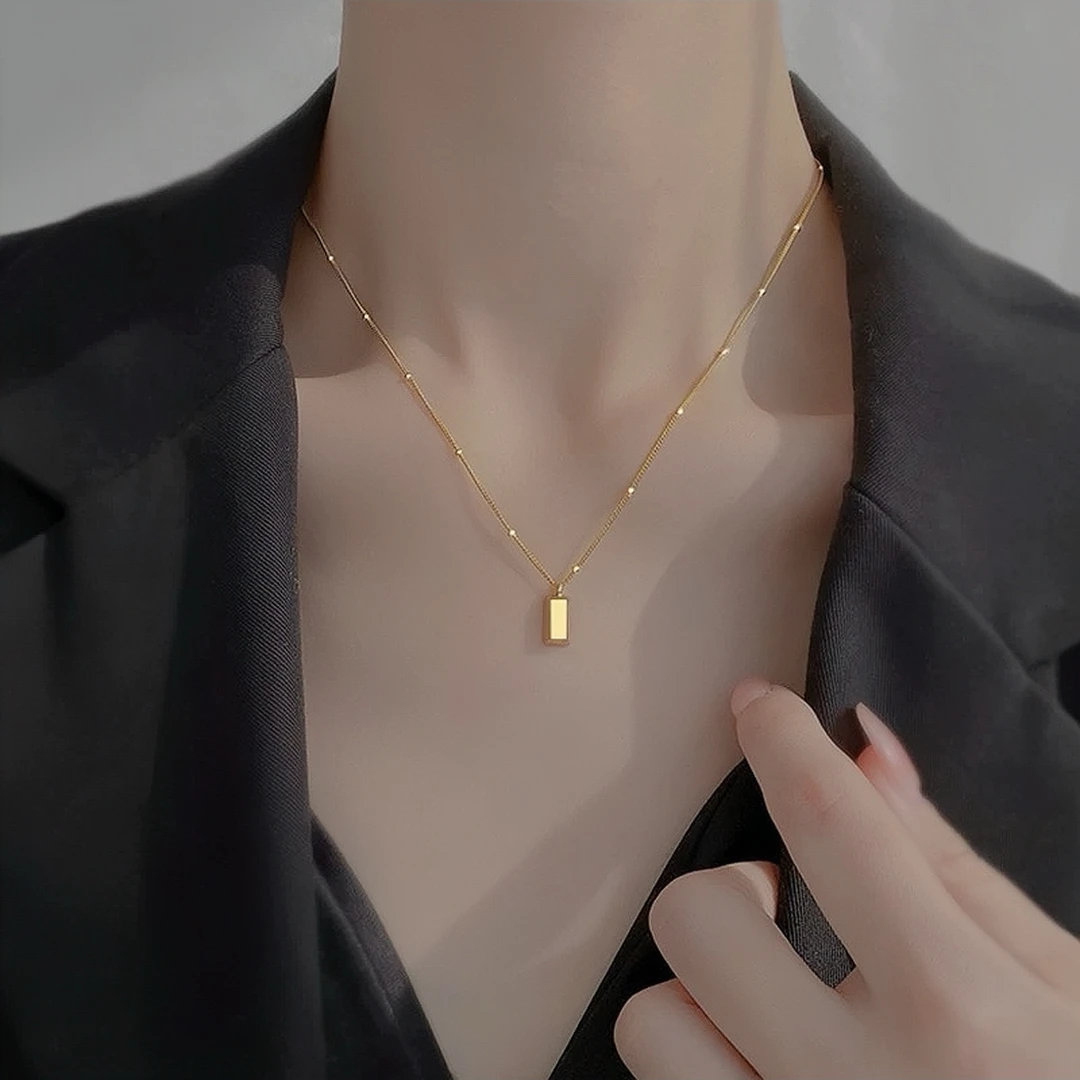 钛钢项链 小方块锁骨链2025新款网红不掉色百搭素款方砖项链女潮