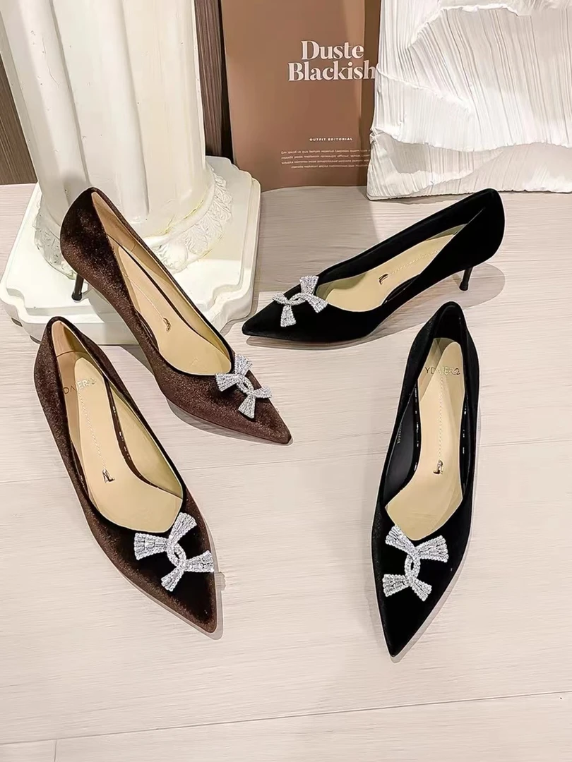 310208红色金丝绒2023秋季新款水钻浅口高跟单鞋尖头细跟伴娘鞋