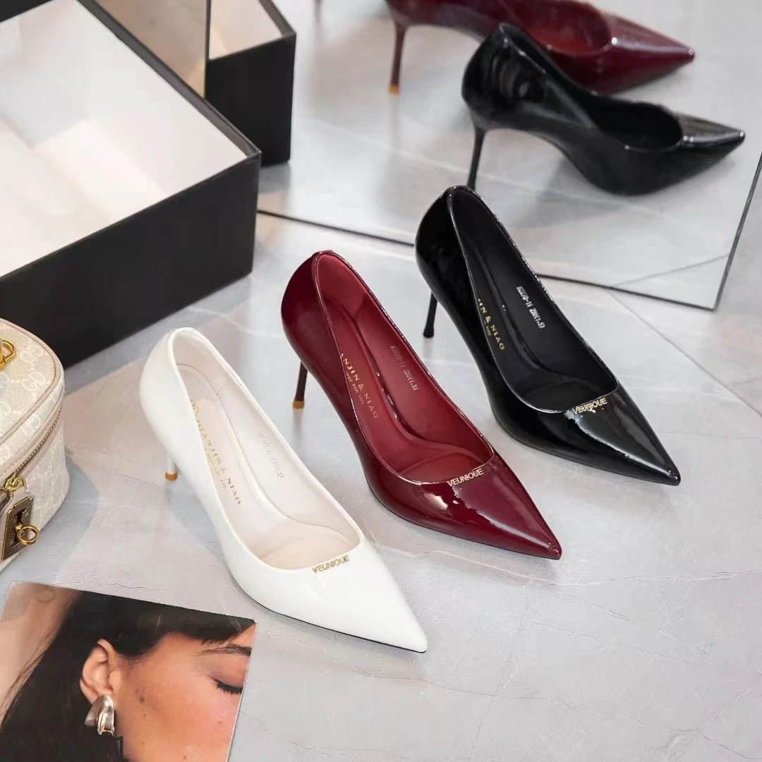 钎金鸟2270-11春秋新款漆皮浅口单鞋时尚气质百搭细高跟8公分