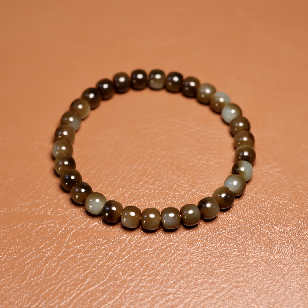 秋会长的和田玉新疆天然沙枣青糖青色手串6x7mm