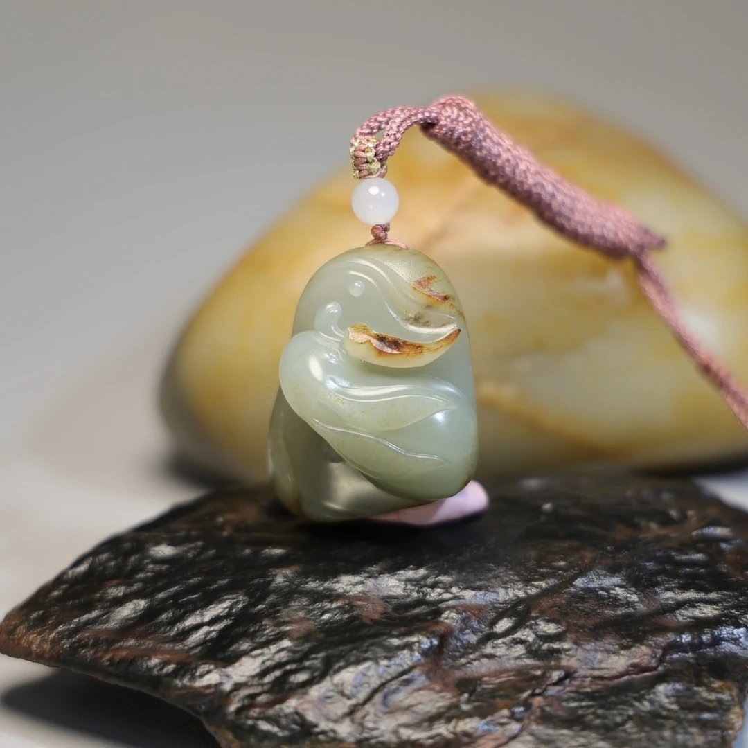 秋会长的新疆天然和田玉青玉籽立体小兔兔独籽挂件吊坠