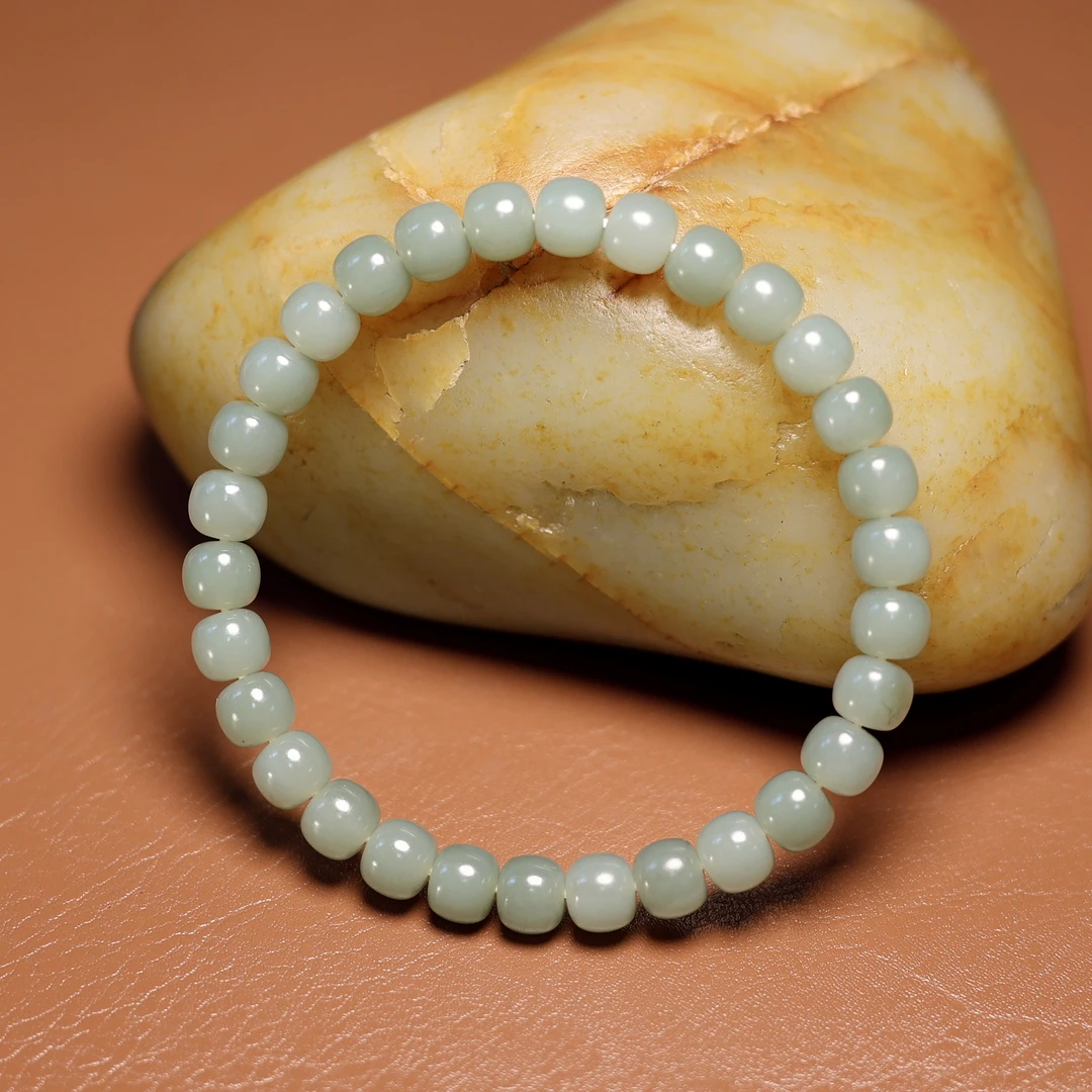 秋会长的和田玉新疆天然沙枣青蓝调青玉籽料手串6x7mm老型珠手链