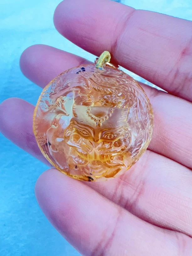 巴西黄暴力黄凤狐九尾狐雕刻圆牌吊坠