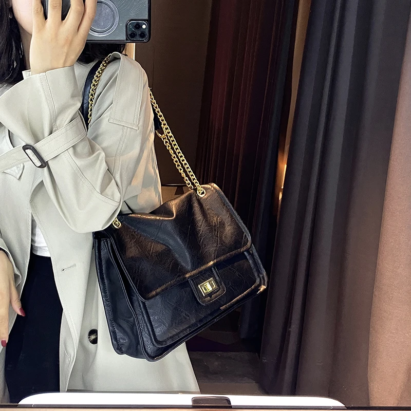 秋冬质感软斜跨包包女士气质出行通勤包2023时尚百搭腋下单肩包女