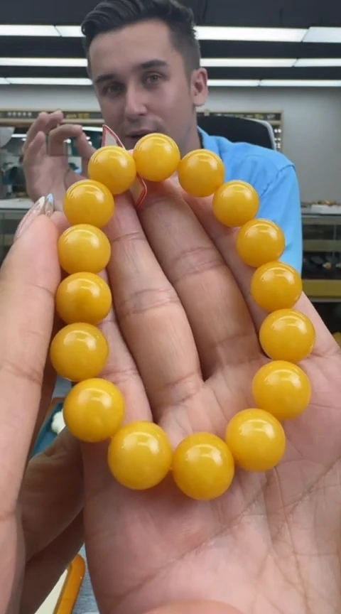 【闪购商品】琥珀手串未镶嵌284秒拍号