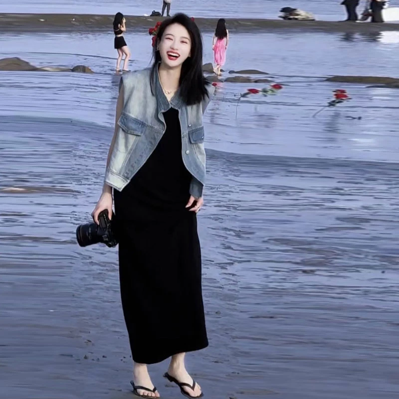 休闲牛仔外套女时尚复古遮肉减龄设计感立领牛仔上衣+背心连衣裙