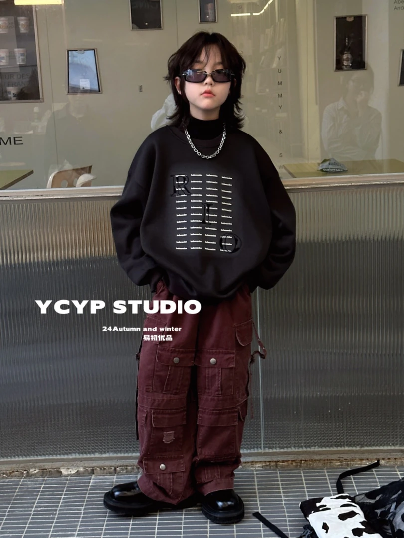 《YCYP》   2024冬季儿童时尚韩版满印字母圆领加绒卫衣 8517