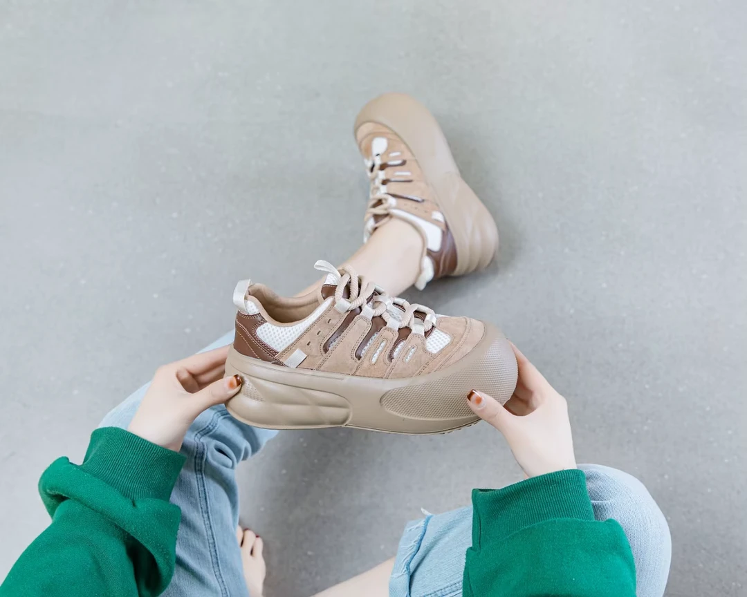 软底小白鞋女2024冬季新款爆款百搭厚底休闲户外登山鞋女 720-1