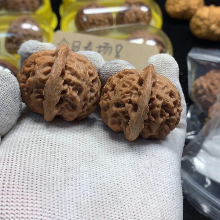 文玩核桃把件40宫灯 1