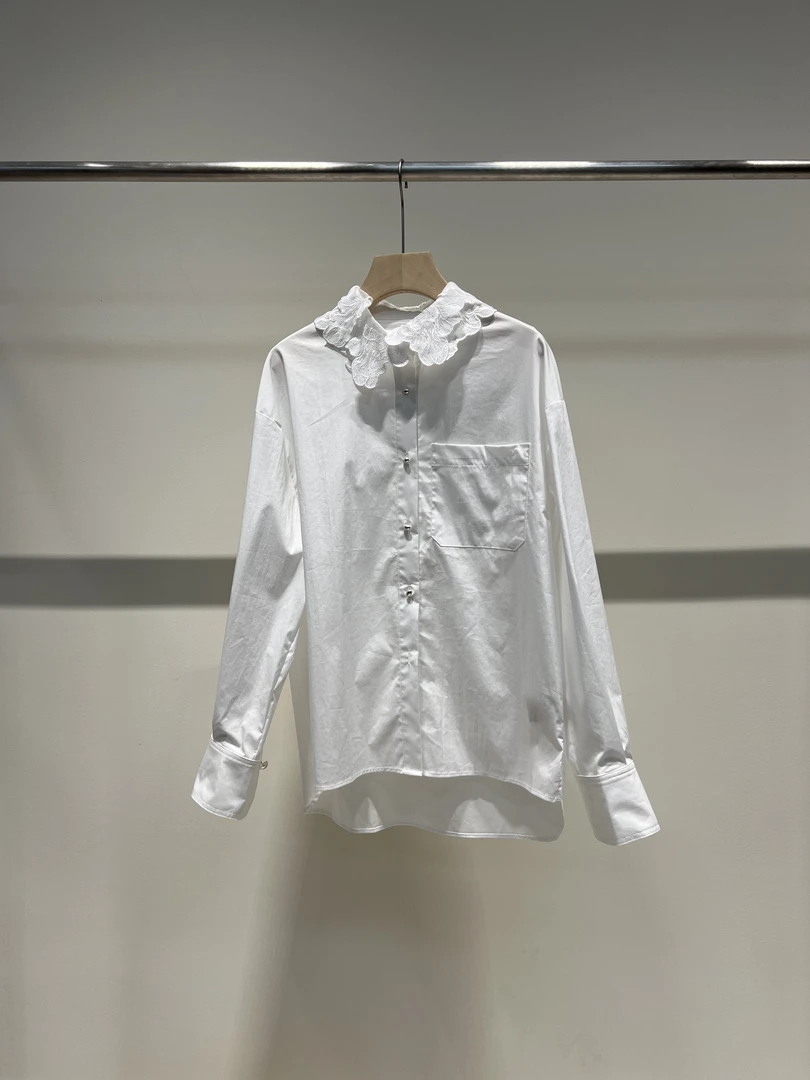 新款时尚蕾丝花边立领长袖白色单排扣气质衬衣