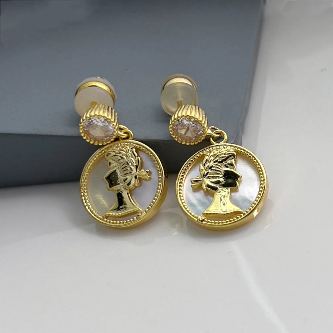 铜合金耳饰 复古金色宫廷风人像中古古法精致经典镶嵌耳环