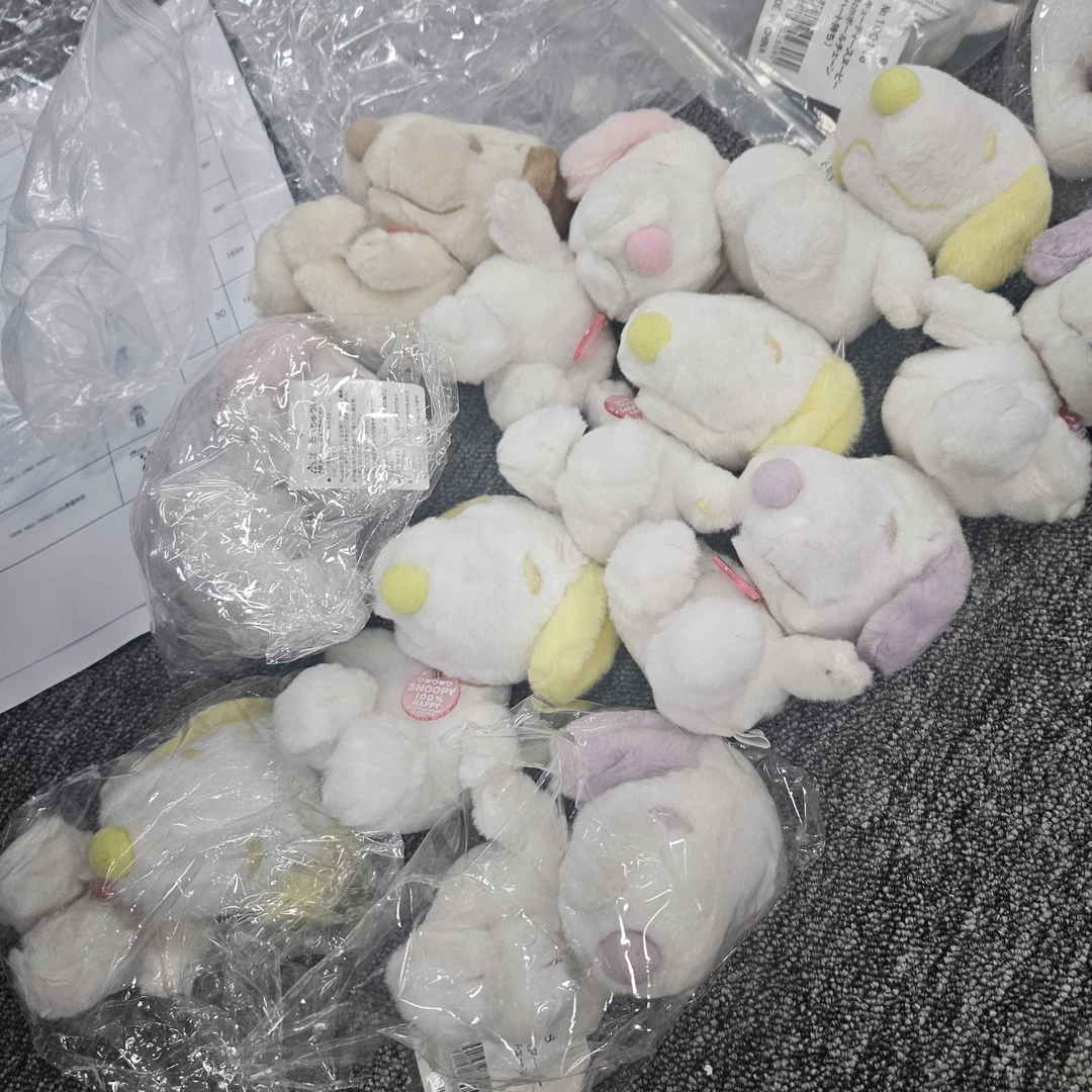 史努比四色小号毛公仔