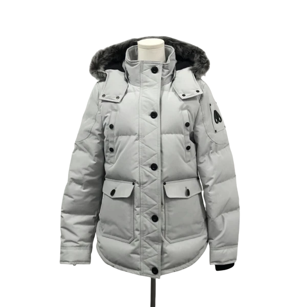 妃鱼/慕斯纳可兹/聚酯纤维/羽绒服/95新/市场价11700/N1026