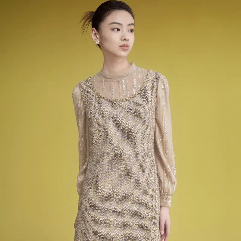 LIME/莱茵【鎏金派对】秋冬半高领华丽亮片套头衫米色LMEDNAWPR901