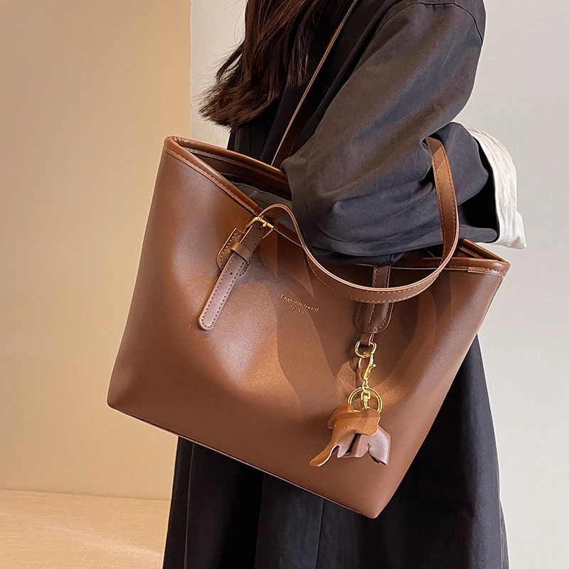 大容量包包女2024新款潮秋冬感单肩包质感通勤女托特包大容量挎包