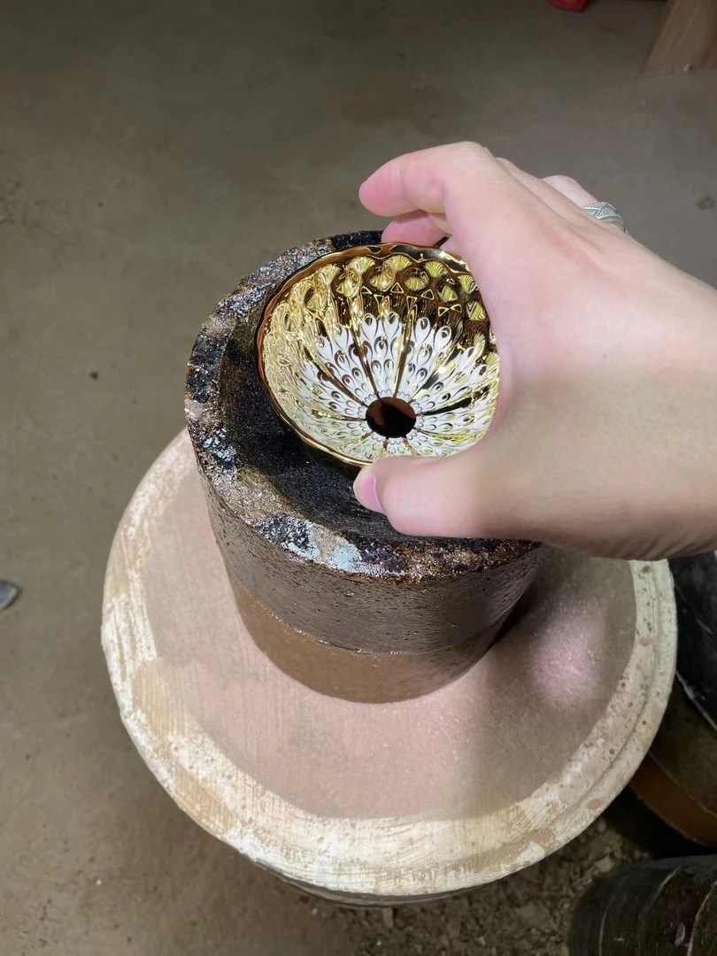【闪购商品】瓷茶盏 金色花型茶盏 礼盒装