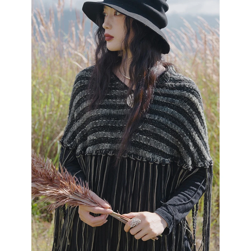 游尘衣物/京华披肩