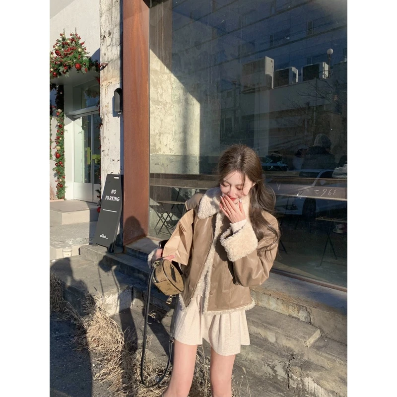 萌萌Ja」 首尔街 皮毛一体外套女翻领气质夹棉做旧感皮衣