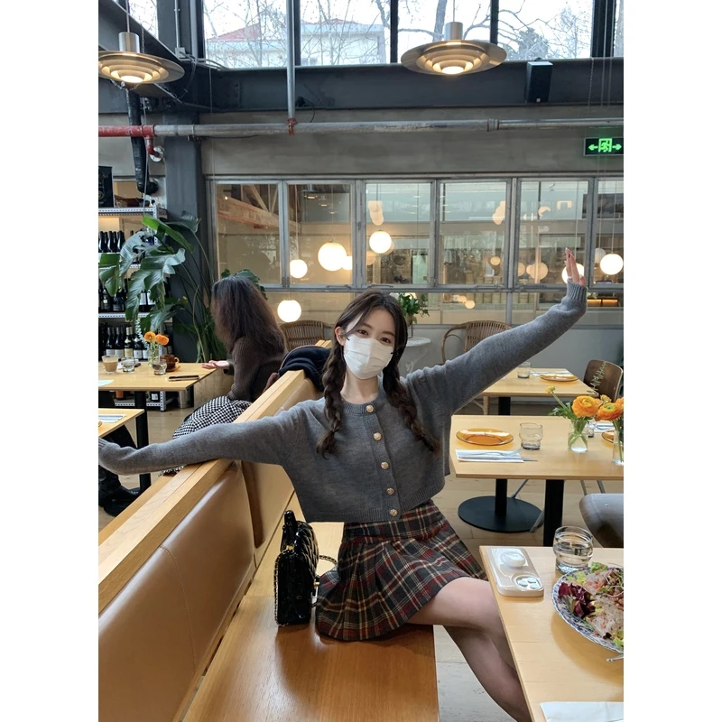 【MMENGJA】甜心Rachel 新款灰色针织开衫女圆领上衣百搭显瘦小外套