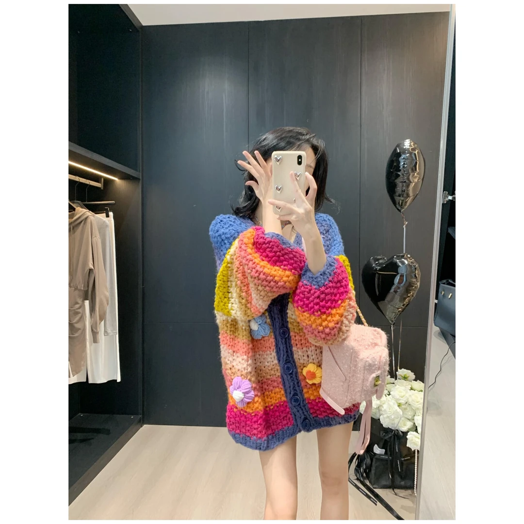 慵懒风彩虹小花针织开衫女2024年秋季新款韩版宽松粗棒针毛衣外套