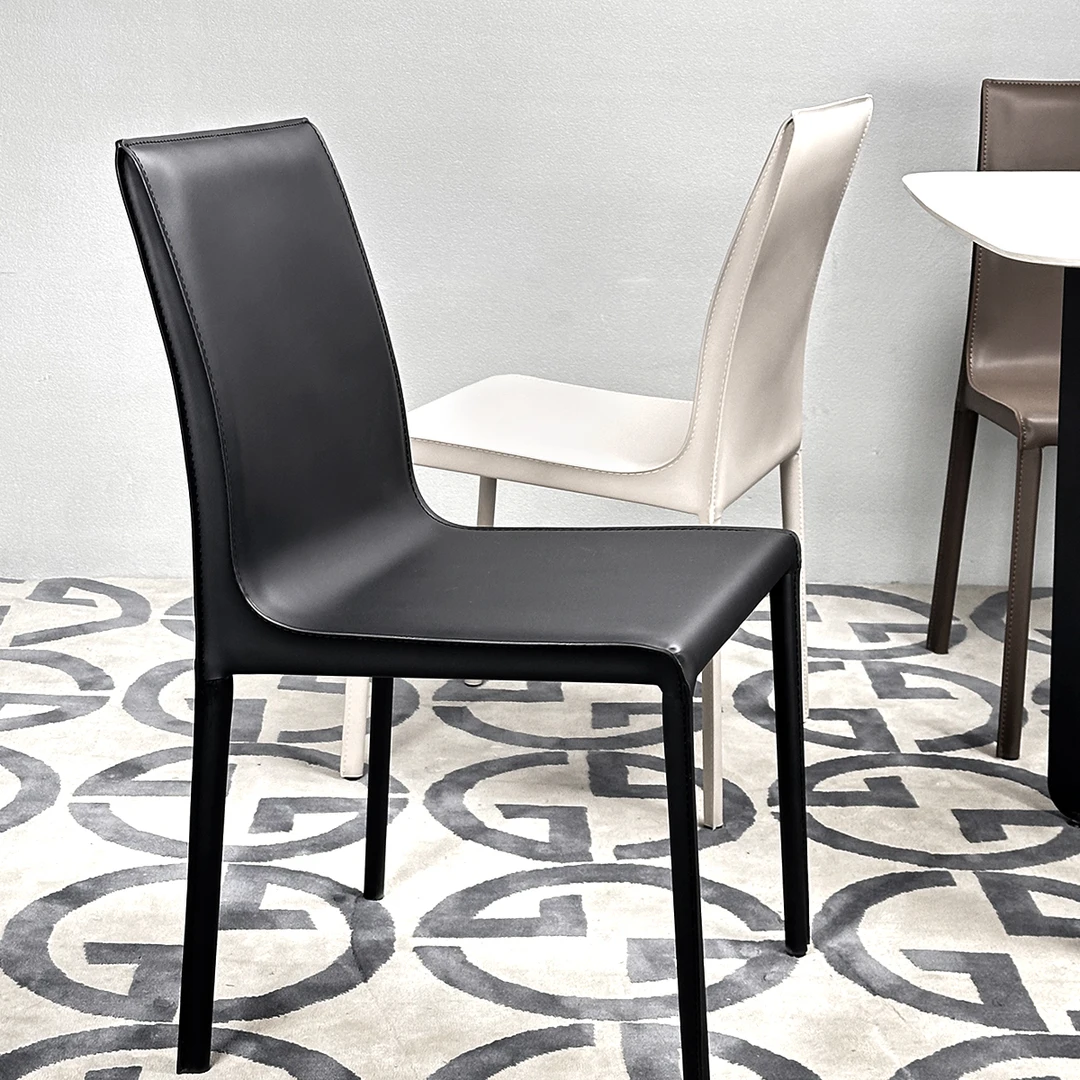 轻奢餐椅马鞍皮餐椅高级感北欧意式极简家用靠背椅子奶油风餐桌椅