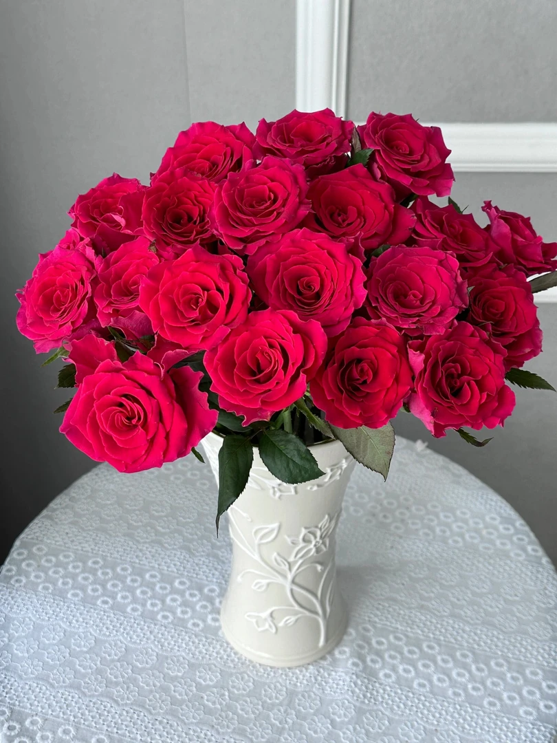 【新疆鲜花】无土种植高盛玫瑰一扎10支（8支+2支售后）（55cm-60cm）