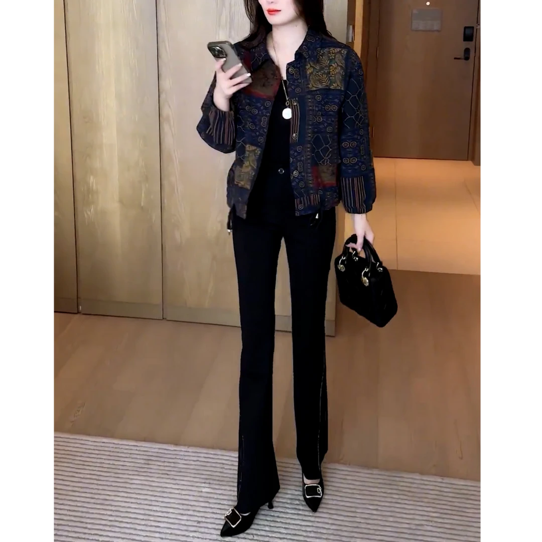 秋季新款穿搭洋气时尚印花长袖上衣休闲气质减龄小个子休闲短外套