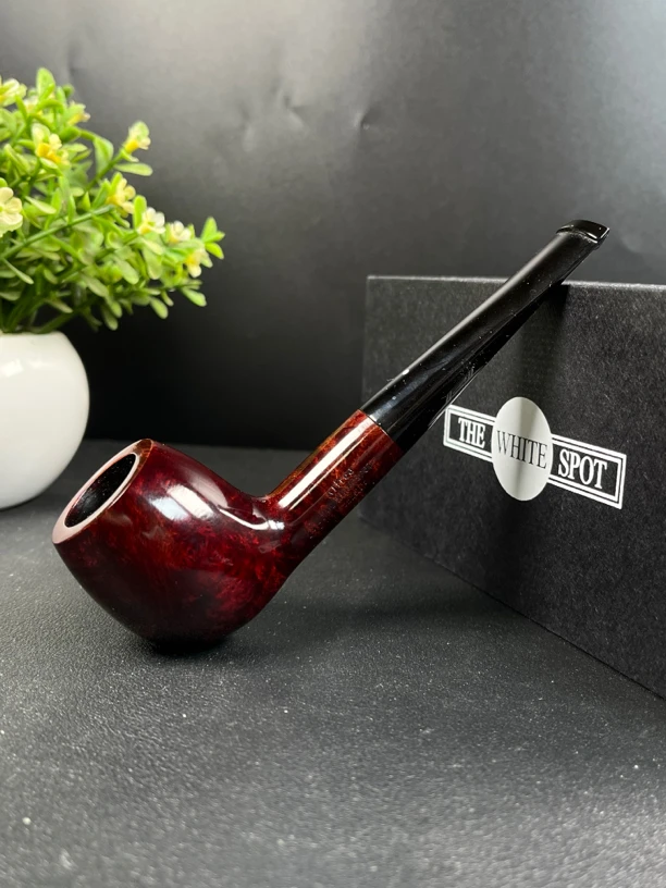 英国The White Spot bruyere系列4101石楠木烟斗（内径20.5斗深36）