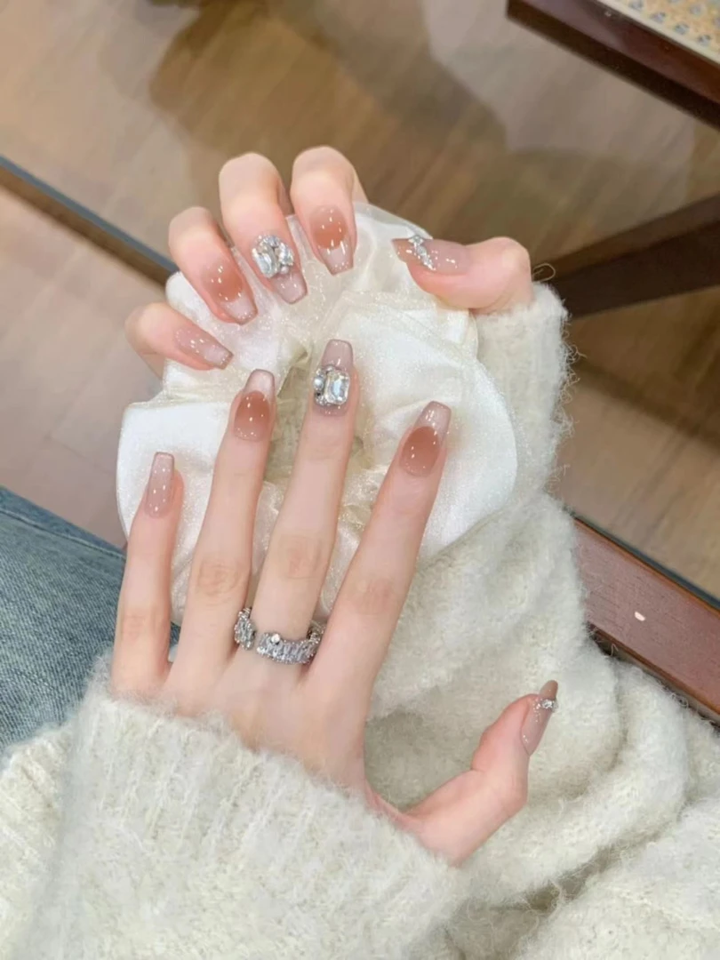 【云海雾淞】纯手工美甲甜杏色猫眼搭配爆闪钻显白可拆卸穿戴甲