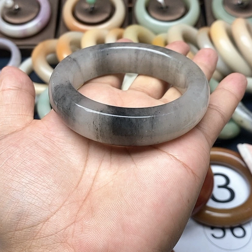 【闪购商品】石英质玉手镯合金小***辑