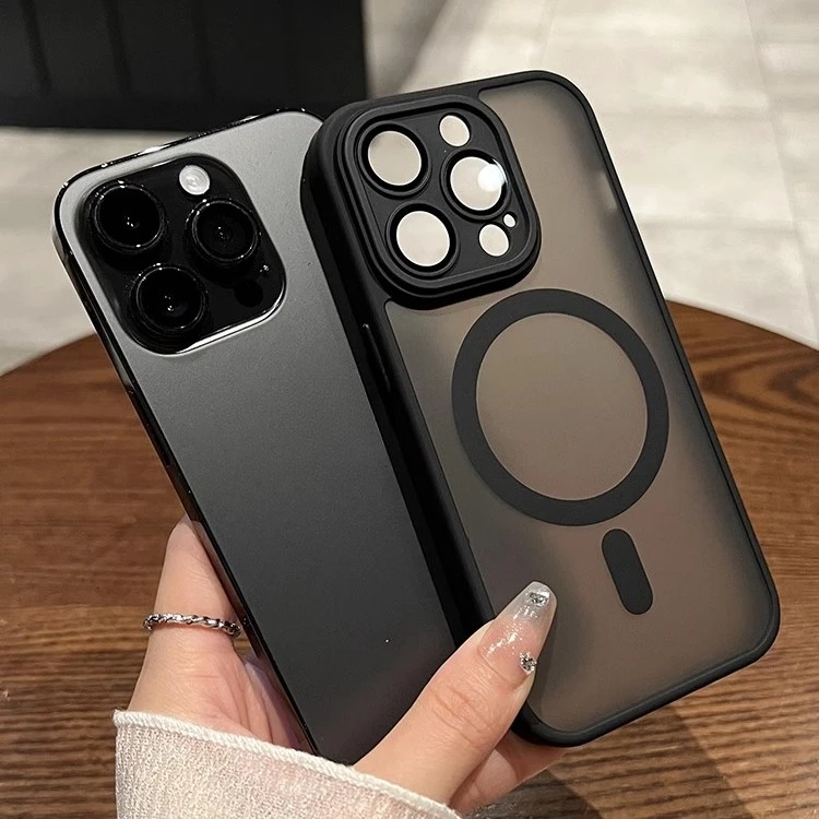 iPhone17手机壳苹果16磨砂磁吸15肤感14自带镜头膜简约pro保护套