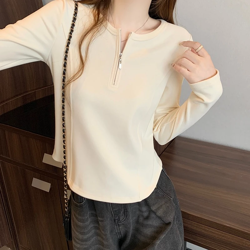 大码长袖t恤女秋季打底衫微胖妹妹加厚显瘦遮肚子不规则拉链上衣